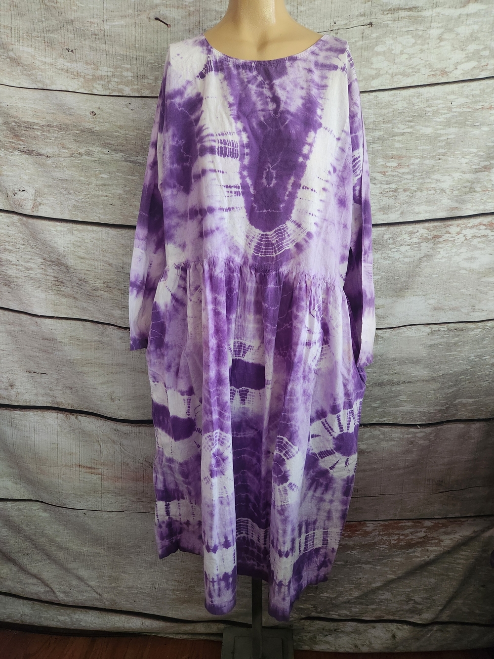 Classic Purple & White Tie-Dye Maxi Dress